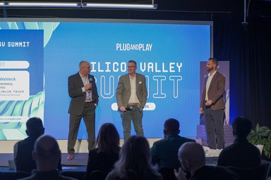 Plug and Play partners with Daimler Truck North America and Daimler Truck Financial Services to Enhance the Supply Chain Industry